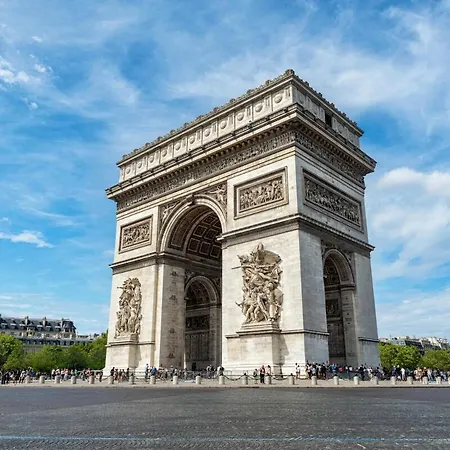 B1g 4pers-champs-elysees-wagram-arcdetriomphe-ac Apartment *